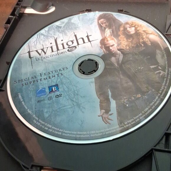 Twilight  - 3 DVD Set - Picture 5 of 6
